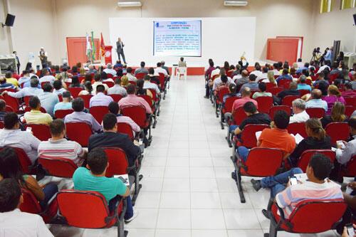 Além das equipes técnicas de transição, participaram do curso 13 prefeitos eleitos (Foto: TCE/Divulgação)