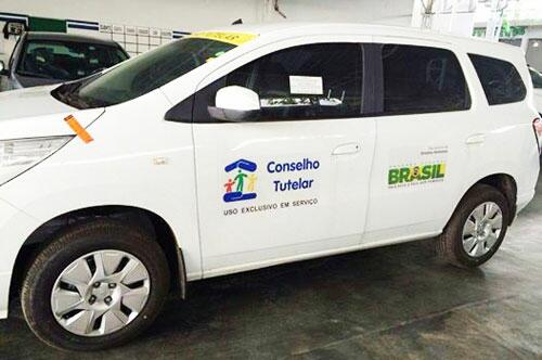 Carro está parado há mais de uma semana por falta de combustível (Foto: Divulgação)