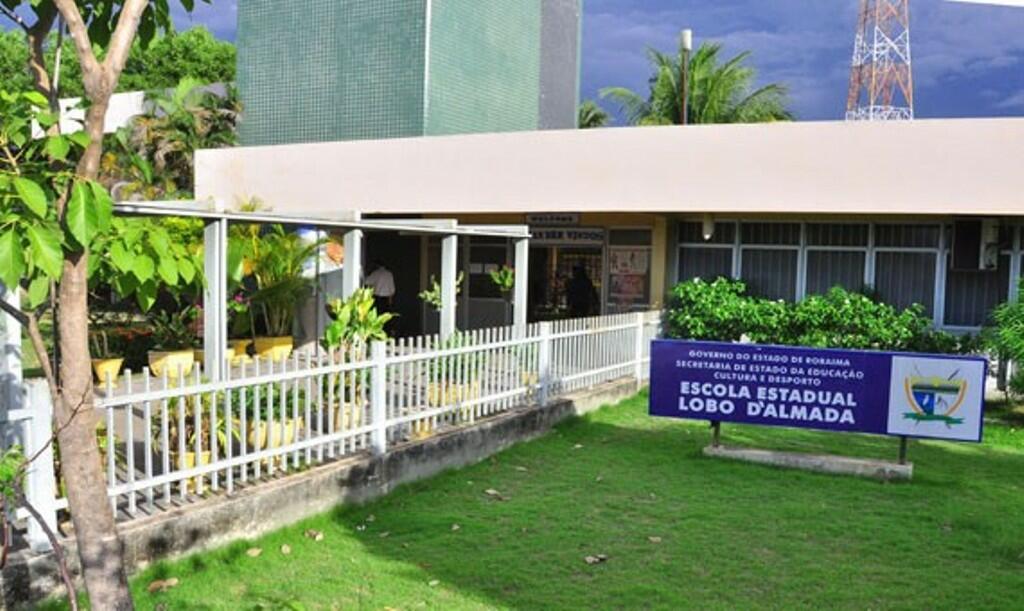 Escola Lobo D'Almada é uma das unidades de ensino que terá aula neste feriado (Foto: Arquivo Folha)