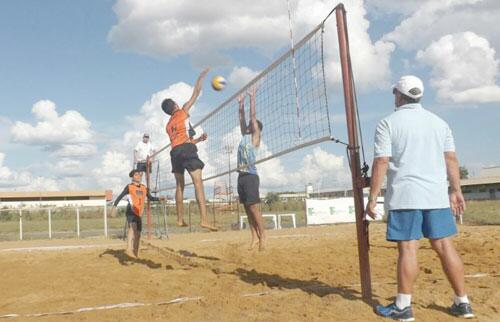 Jogos foram realizados nas quadras de areia do IFRR (Foto: Divulgação)