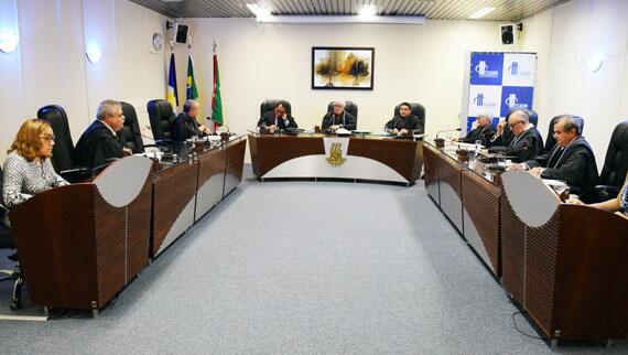 Conselheiros decidiram manter a decisão monocrática do relator de contas (Foto: Rodrigo Sales)