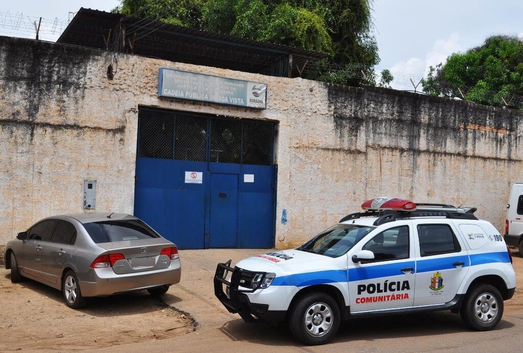 A prisão de jovem que tentou repassar celulares para a Cadeia Pública ocorreu na madrugada desta sexta-feira (Foto: Arquivo Folha)