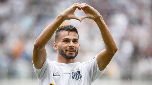 Thiago Maia vai jogar contra um selecionado do pai na Vila Olímpica (Foto: Ivan Storti/Santos FC)