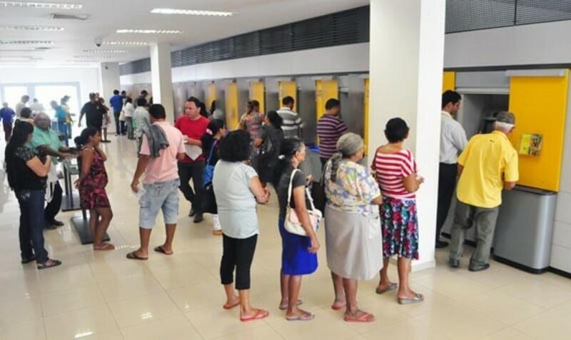 Atendimento nas agências bancárias segue até amanhã, 29 (Foto: Antônio Diniz)