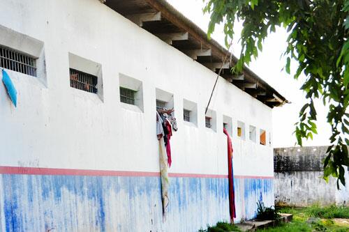 Penitenciária Agrícola, com capacidade para 700 detentos, abriga atualmente 1.470 presos (Foto: Arquivo/Folha)