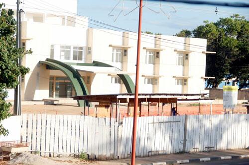 Com mais de 95% das obras concluídas, Governo do Estado alega que crise financeira desacelerou processo de inauguração (Foto: Wenderson de Jesus)