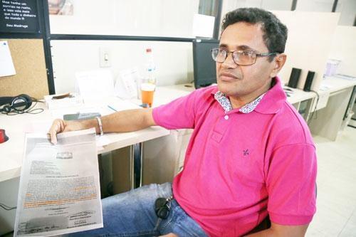 Diretor-geral do Sinter, Flávio Bezerra: “Fizemos assembleia para que todos os professores tivessem direito a jornada”(Foto: Antônio Diniz)