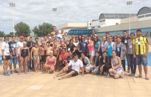 As aulas práticas aconteceram na piscina do Sesc Mecejana (Foto: Divulgação)