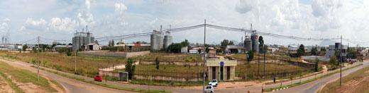 Cerca de 160 empresas receberam lotes para ativação no Distrito Industrial em 2015, mas só 76 foram implantadas (Foto: Wenderson de Jesus)