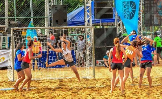 Beach hand foi uma das modalidades mais disputadas dos Jogos 2017(Foto: Semuc)