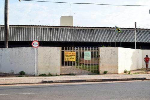 Escola Estadual Professor Jaceguai Reis Cunha foi alvo de incêndio em dezembro do ano passado (Foto: Antônio Carlos)