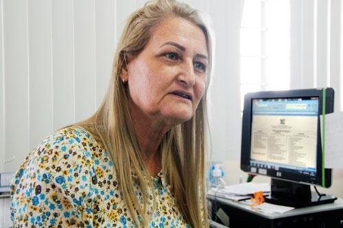 Chefe de divisão do Ensino Fundamental, Hilda Montysuma: “Pais não comparecem às reuniões” (Foto: Wenderson de Jesus)