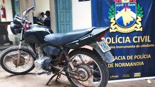 Motocicleta havia sido furtada em Boa Vista em outubro de 2013 (Foto: Divulgação/Polícia Civil)