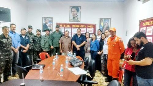 Reunião com autoridades brasileiras e venezuelanas ocorreu na cidade de Santa Elena de Uairén (Foto: Divulgação)