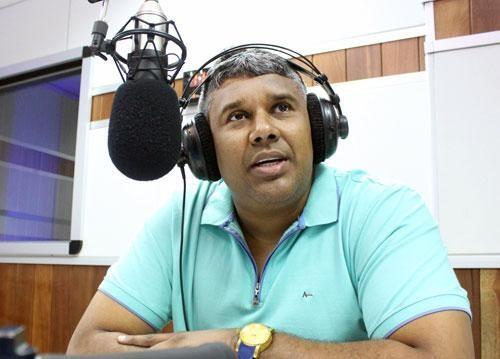 De acordo com o vereador Júlio Medeiros, ideia é tratar com os órgãos de regularização fundiária de todas as esferas, para tentar solucionar o problema (Fotos: Diane Sampaio)