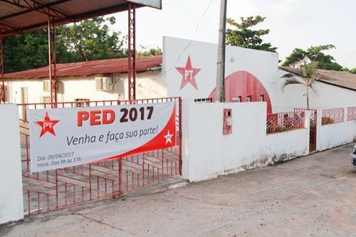 Sede do PT na capital fica localizada na Avenida Benjamim Constant, no bairro São Vicente (Foto: Wenderson de Jesus)