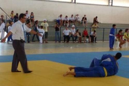 Árbitro Paulo César vai presidir exames de arbitragem (Foto: Divulgação)