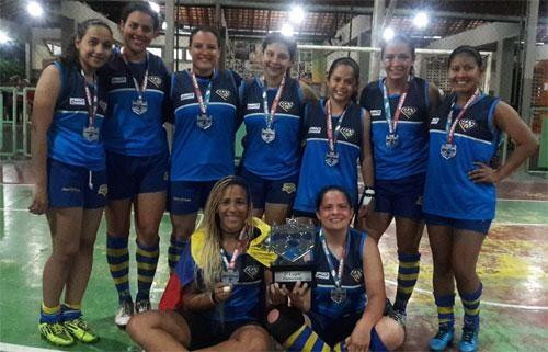 Meninas do Macuxi Rugby ficaram com o título de vice-campeãs (Foto: Divulgação)