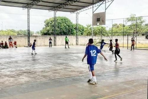 Tiradentes e Vivaz voltam a se encontrar nas semifinais do Sub-12 (Foto: Divulgação)