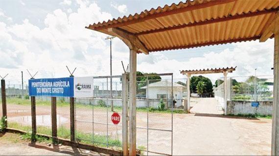 Presos passaram por um buraco, mas foram contidos por policiais militares (Foto: Divulgação)