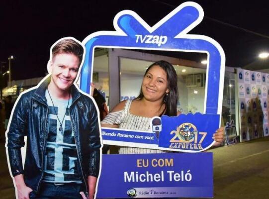 Os cinco ganhadores da promoção “Você no Camarim com Michel Teló” (Foto: Fernando Oliveira )