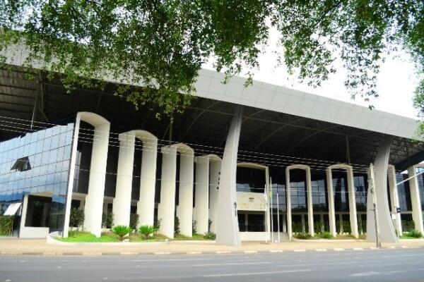 Conforme Superintendência Geral da ALE, nomeação e exoneração para cargos em comissão é um ato discricionário, sendo desnecessária sua motivação (Foto: Nilzete Franco/Folha BV)