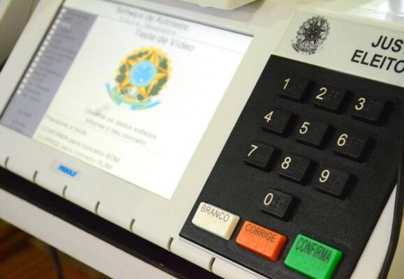 Os locais podem ser acessados pelo site tre-rr.jus.br/eleitor/titulo-e-local-de-votacao ou através do aplicativo e-Título disponível para Android e Ios.(Foto: Nilzete Franco/FolhaBV) Os locais podem ser acessados pelo site tre-rr.jus.br/eleitor/titulo-e-local-de-votacao ou através do aplicativo e-Título disponível para Android e Ios.(Foto: Nilzete Franco/FolhaBV)