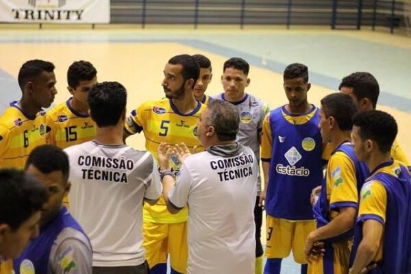 Os comandados marcaram seus primeiros três pontos no Estadual deste ano. (Foto: Divulgação/Constelação)