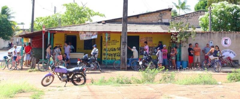 Bar, no bairro Santa Tereza, onde Albertina Alves e o filho Francisco foram mortos (Foto: Diane Sampaio/Folha BV))