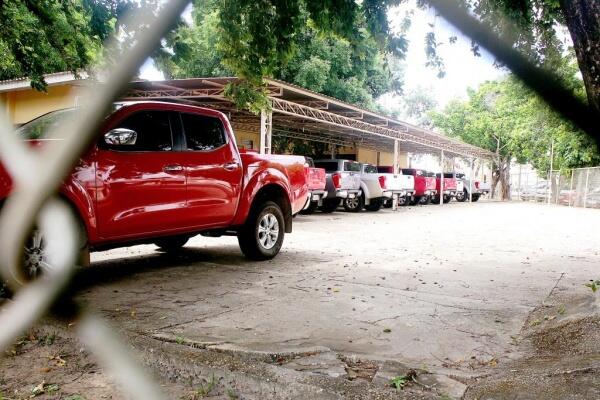 As 12 caminhonetes apresentam bom estado, com pouca sujeira ou uso em rodovias e estradas de chão, e até mesmo os pneus estando limpos (Foto: Priscilla Torres/Folha BV)