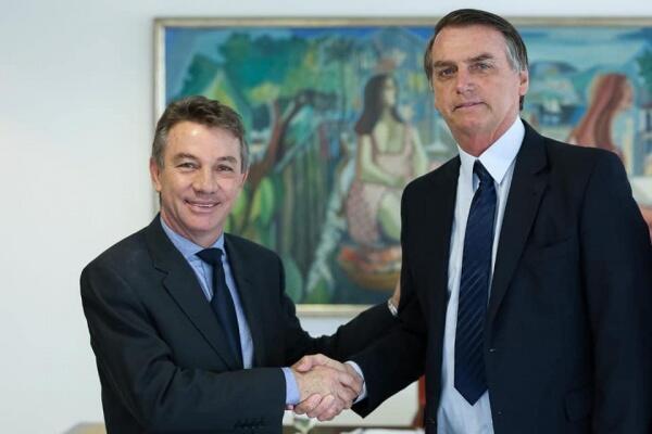Durante a reunião, foi apresentado um balanço sobre a atual situação financeira, a crise social e a necessidade de aporte de recursos federais ao Estado (Foto: Presidência da República)