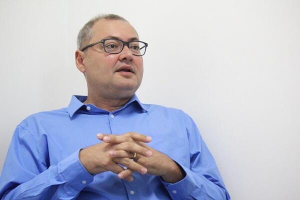 Gerente do Departamento Comercial da Roraima Energia, Albhetson Medeiros: A campanha vem para facilitar a vida dos clientes (Foto: Priscilla Torres/Folha BV) Gerente do Departamento Comercial da Roraima Energia, Albhetson Medeiros: A campanha vem para facilitar a vida dos clientes (Foto: Priscilla Torres/Folha BV)