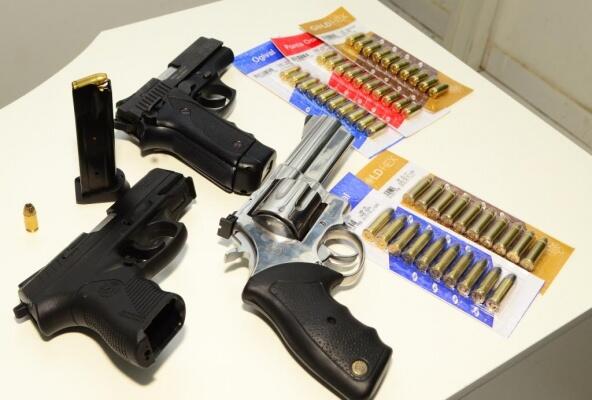 Armas de pequeno porte são vendidas com valores que variam entre R$ 2,8 mil a R$ 6,8 mil nas lojas de Boa Vista (Foto: Nilzete Franco/Folha BV)