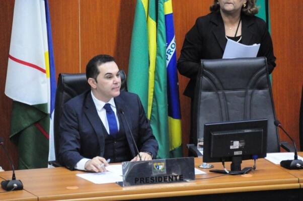 Projeto de autoria do presidente da Assembleia Legislativa, Jalser Renier (SD), queria proibir exposições artísticas públicas com teor pornográfico (Foto: Priscilla Torres/Folha BV)