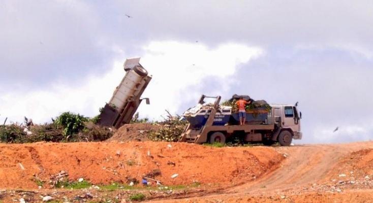Segundo o denunciante, suspeitos quebram as grades para entrar na área de maneira irregular (Foto: Arquivo/Folha BV)