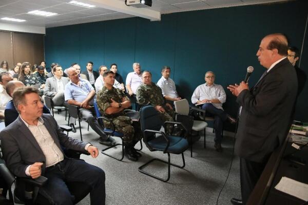 Palestra com ministro do TCU, Augusto Nardes, contou com a presença de secretários do governo do Estado (Foto: Priscilla Torres/Folha BV)