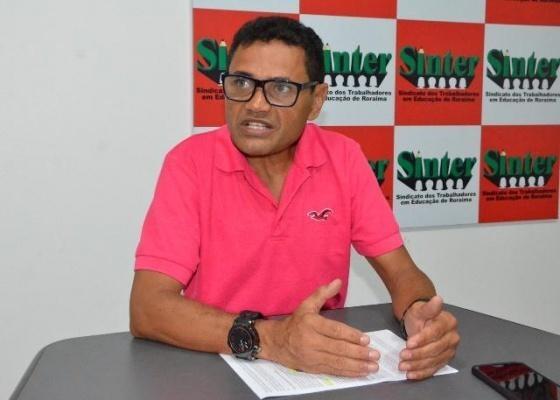 Diretor-Geral do Sinter, Flávio Bezerra afirmou que profissionais aguardam convocação de reunião da Seed (Foto: Arquivo Folha BV)