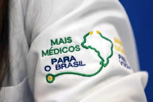 A divulgação da lista com os profissionais e as cidades onde eles vão atuar será divulgada no dia 19 deste mês. (Foto: Divulgação)