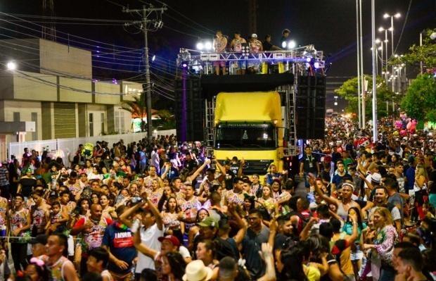 Na avenida Ene Garcez, o GRT da Polícia Civil tem auxiliado os trabalhos da Guarda Municipal (Foto: Andrezza Mariot/Semuc PMBV)