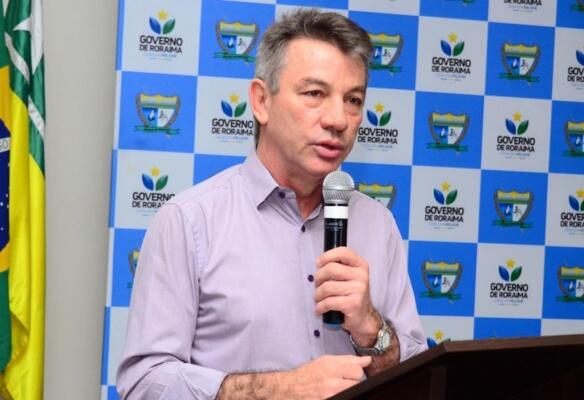 Governador Antônio Denarium afirmou que todos os servidores receberão salário no dia 29 (Foto: Nilzete Franco/Folha BV)
