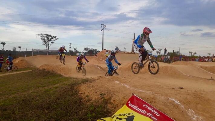 A expectativa é que competição reúna mais de 50 pilotos (Foto: Divulgação/FCR)