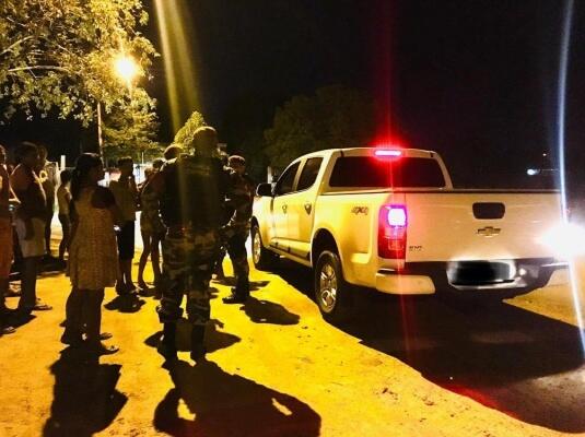 A PM orientou que os pais procurassem uma delegacia para registrar o crime (Foto: Aldenio Soares)