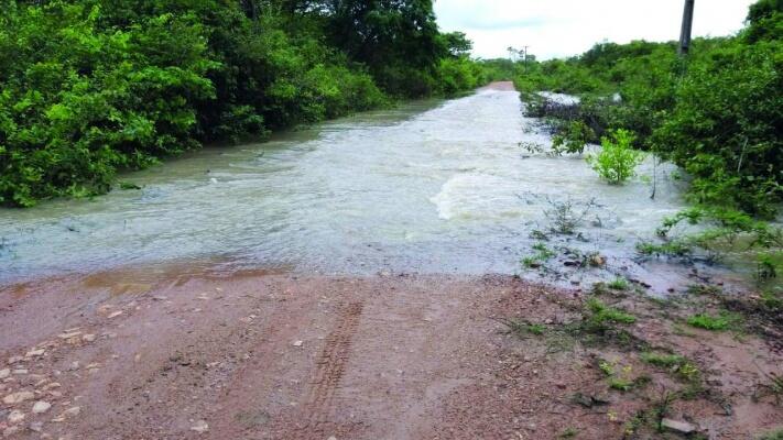 Alguns municípios já decretaram Situação de Emergência pedindo a reconstrução de pontes e preocupados com o inverno (Fotos: ACI/CBMRR)