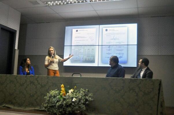 Prefeita Teresa Surita de disse surpresa com decisão da Bancada Federal que cortou emenda destinada para Boa Vista  (Foto: Diane Sampaio/FolhaBV)