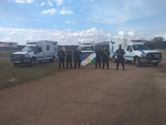 Viaturas são modernas e foram adaptadas para o transporte de presos (Foto: Divulgação / Agente Jardeson)
