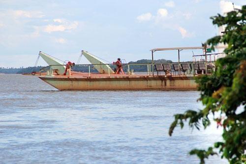 De acordo com produtores, não há previsão para que a balsa do Passarão volte a funcionar (Foto: Arquivo Folha BV)