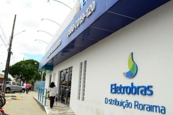 Loja da avenida Terêncio Lima estará fechada para reforma, segundo informou a Roraima Energia (Foto: Nilzete Franco/Folha BV)