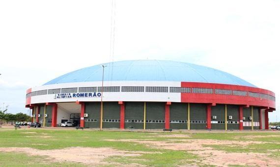 Os interessados nos projetos devem comparecer até a administração da Vila Olímpica, que funciona no Ginásio Romerão (Foto: Diane Sampaio/Folha BV)
