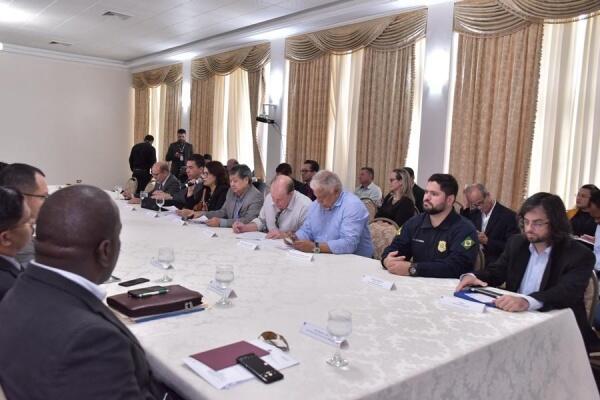 O encontro entre representantes dos dois países fronteiriços durou dois dias e foi mais um passo em direção à integração (Fotos: Secom)
