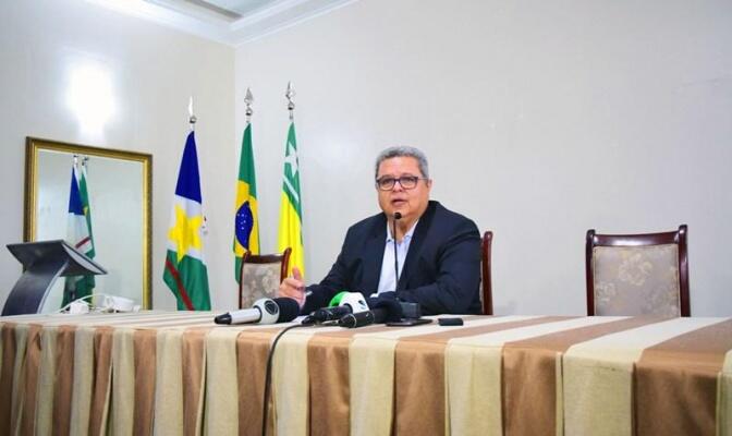Outros pontos elencados por Frutuoso foram a falta de um serviço de saúde de qualidade, ausência de um projeto de reforma administrativa e pouca valorização dos servidores estaduais (Foto: Diane Sampaio/FolhaBV) Outros pontos elencados por Frutuoso foram a falta de um serviço de saúde de qualidade, ausência de um projeto de reforma administrativa e pouca valorização dos servidores estaduais (Foto: Diane Sampaio/FolhaBV)